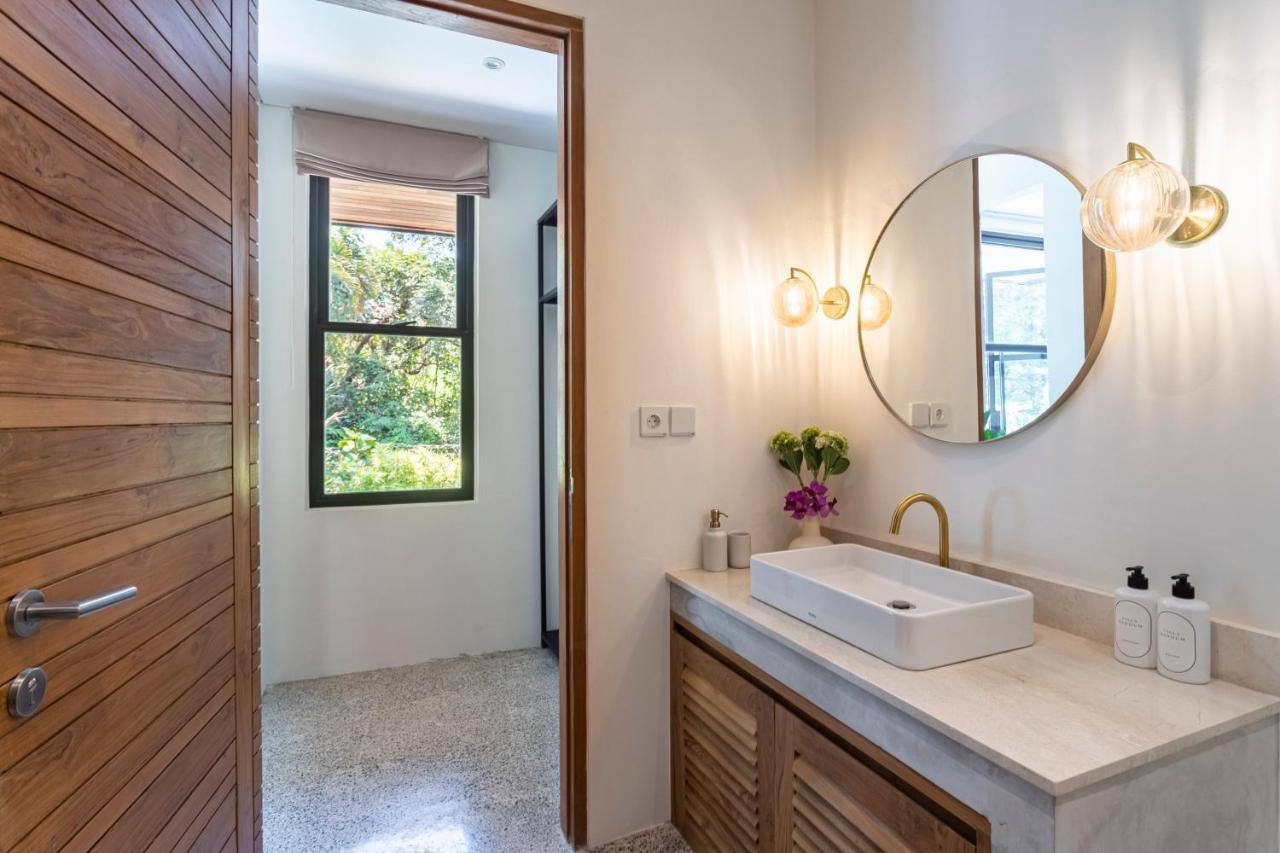 Villa Badoum Guesthouse Canggu Eksteriør bilde